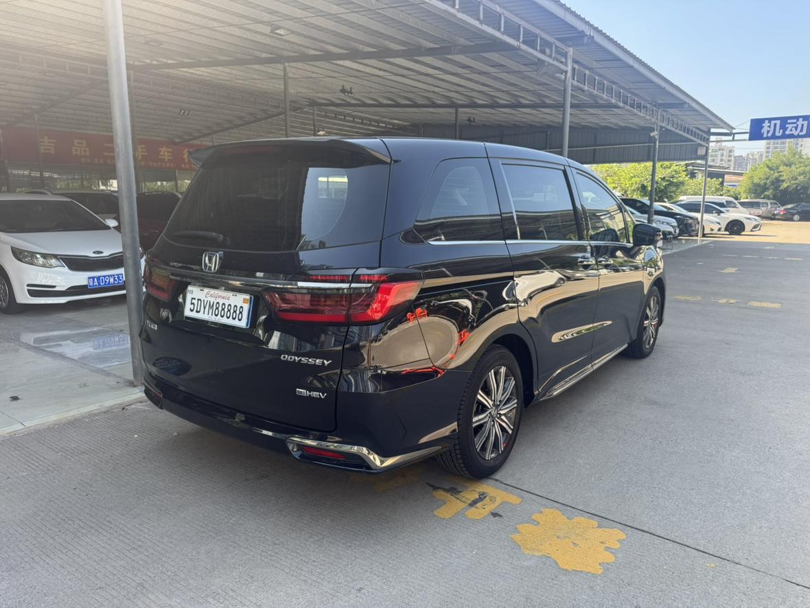 Honda Odyssey 2024 thumb 4