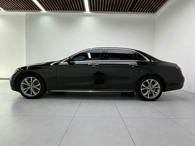 Mercedes-Benz E-Класс 2022 thumb 2