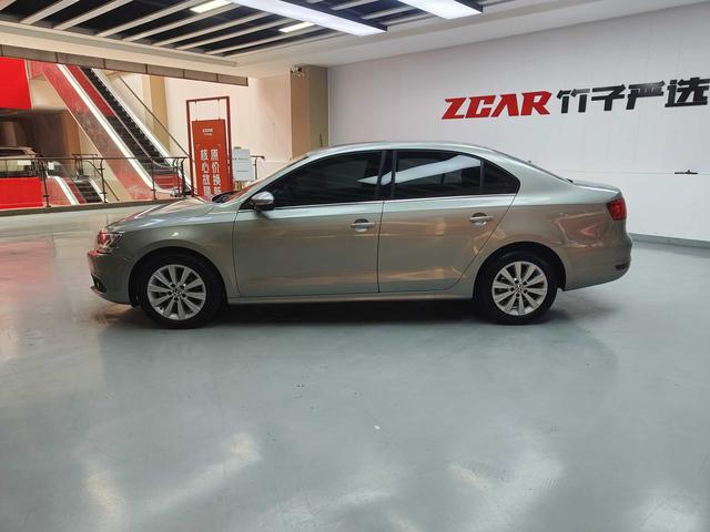 Volkswagen Sagitar 2014 thumb 2
