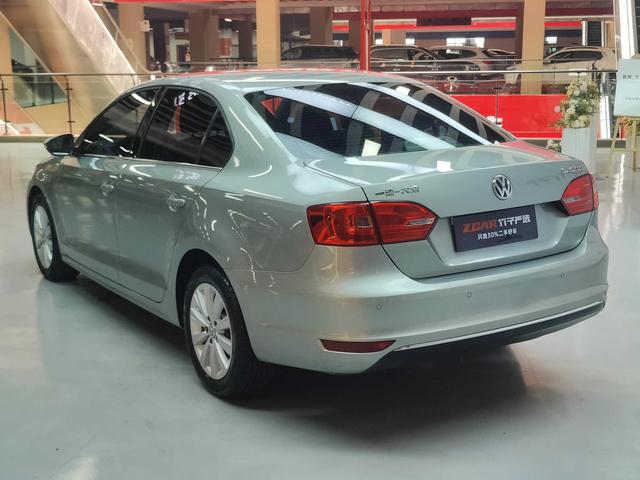Volkswagen Sagitar 2014 thumb 3
