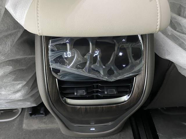 IM Motors (Zhiji) LS7 2024 thumb 12
