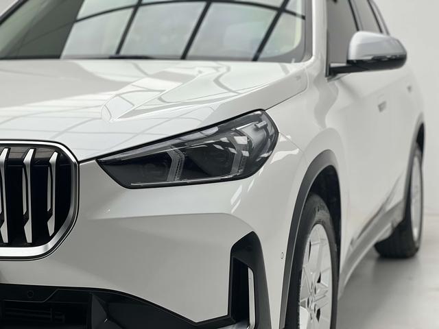 BMW X1 2023 thumb 5
