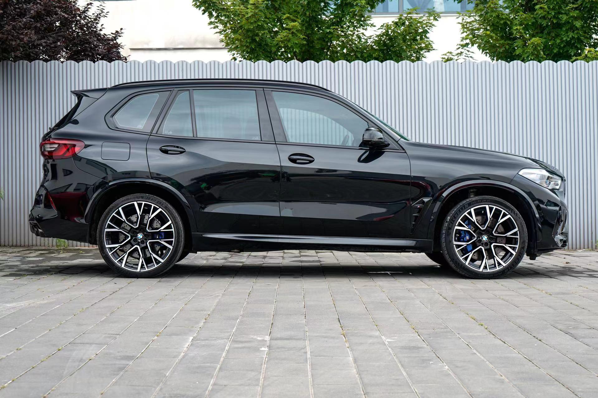 BMW X5 M 2021 thumb 3