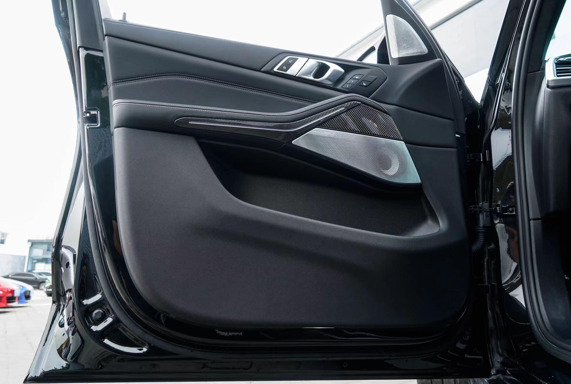 BMW X5 M 2021 thumb 9
