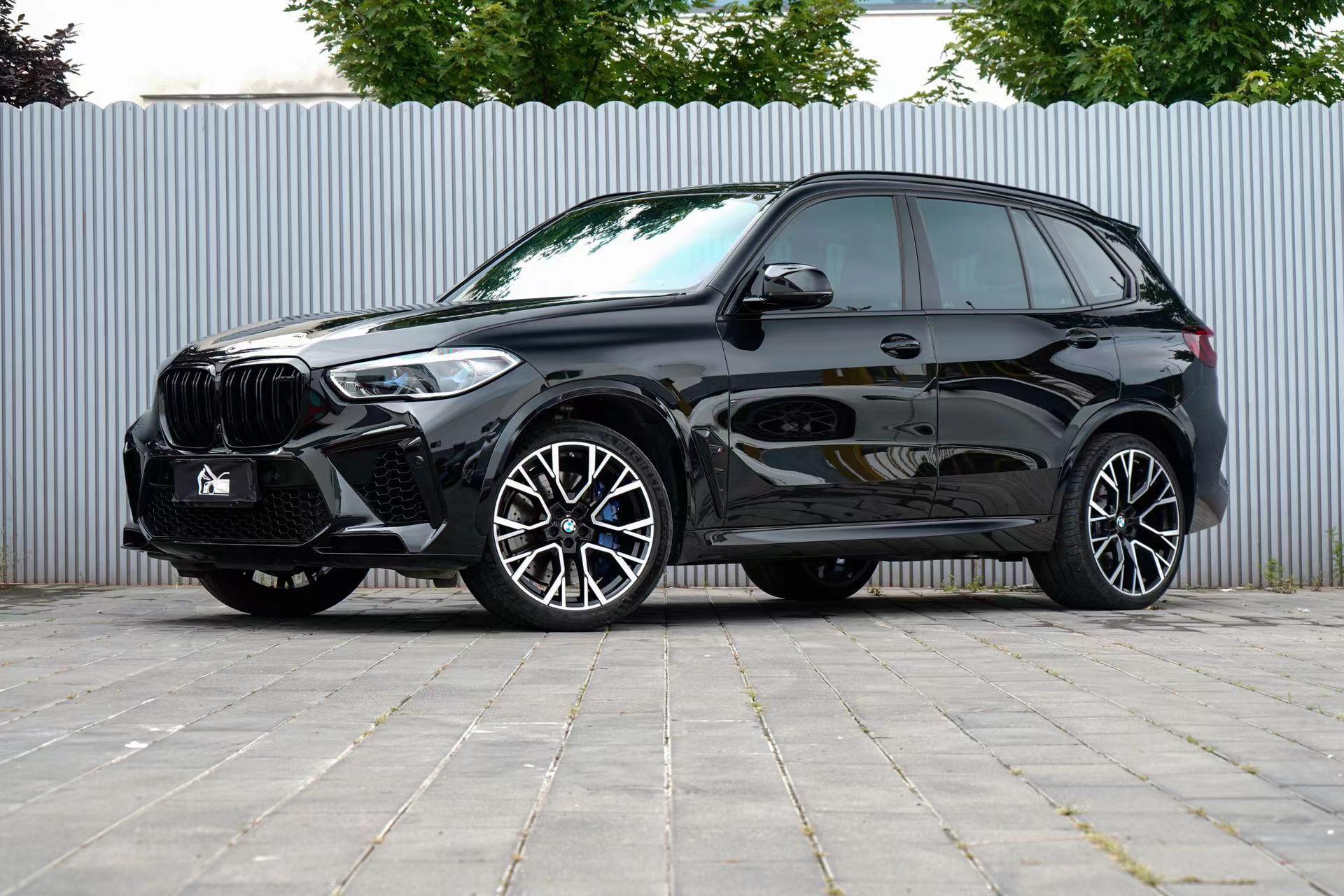 BMW X5 M 2021 thumb 12