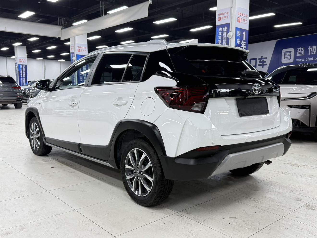 Toyota Yaris 2022 thumb 2
