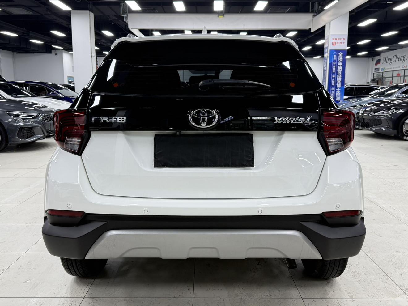 Toyota Yaris 2022 thumb 3