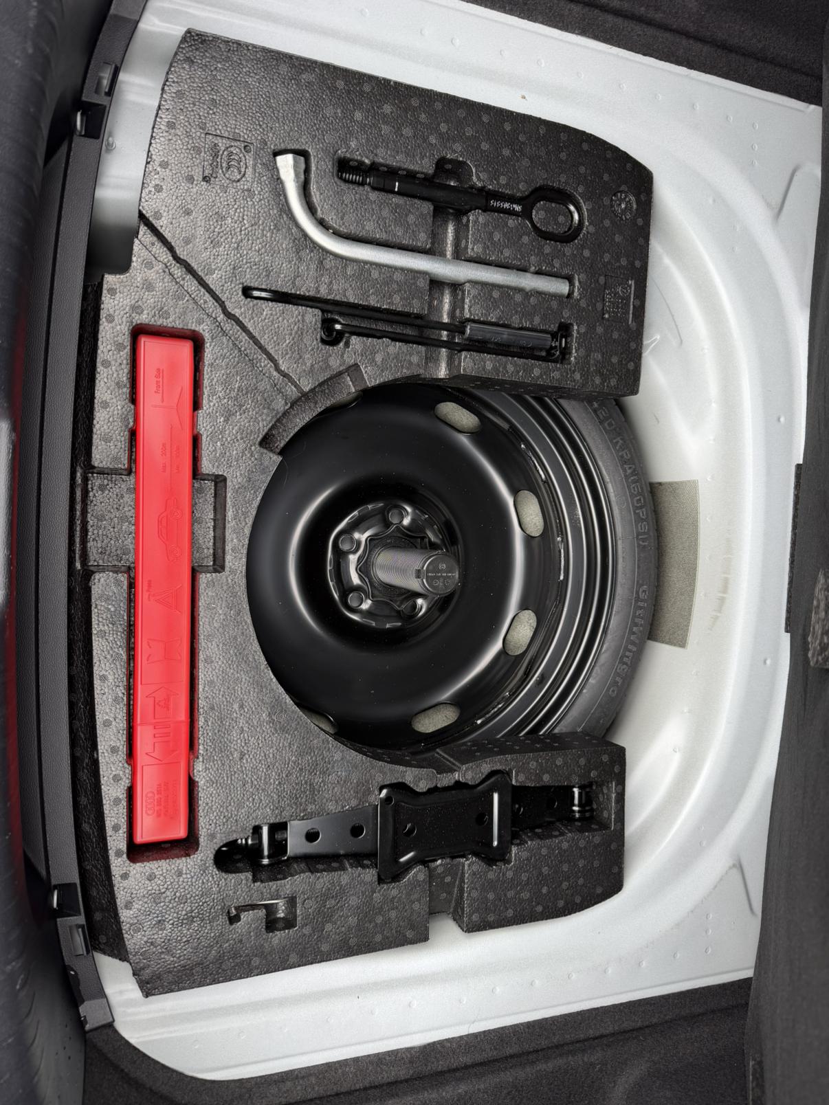 Volkswagen Sagitar 2023 thumb 8