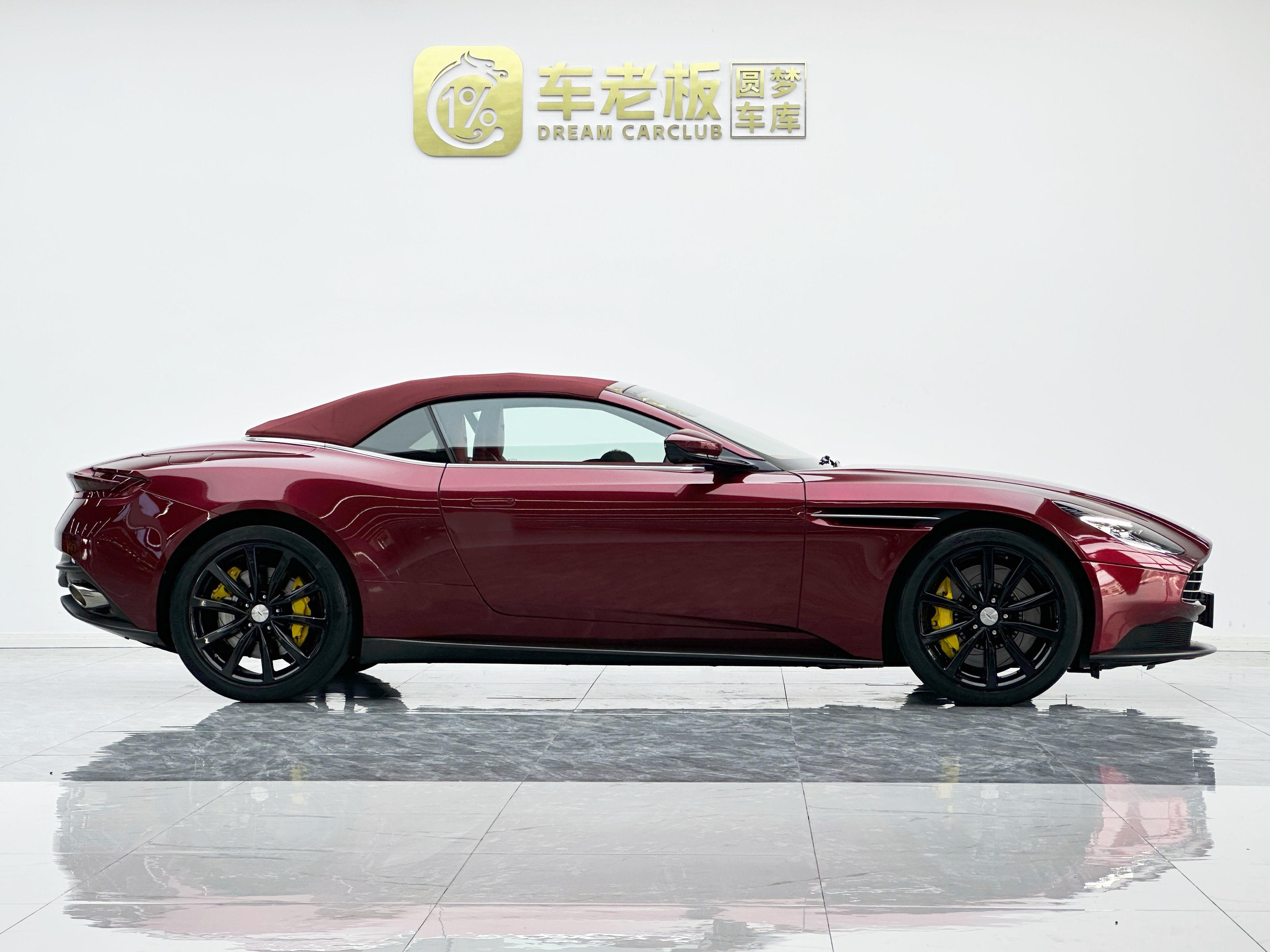 Aston Martin DB11 2022 thumb 5