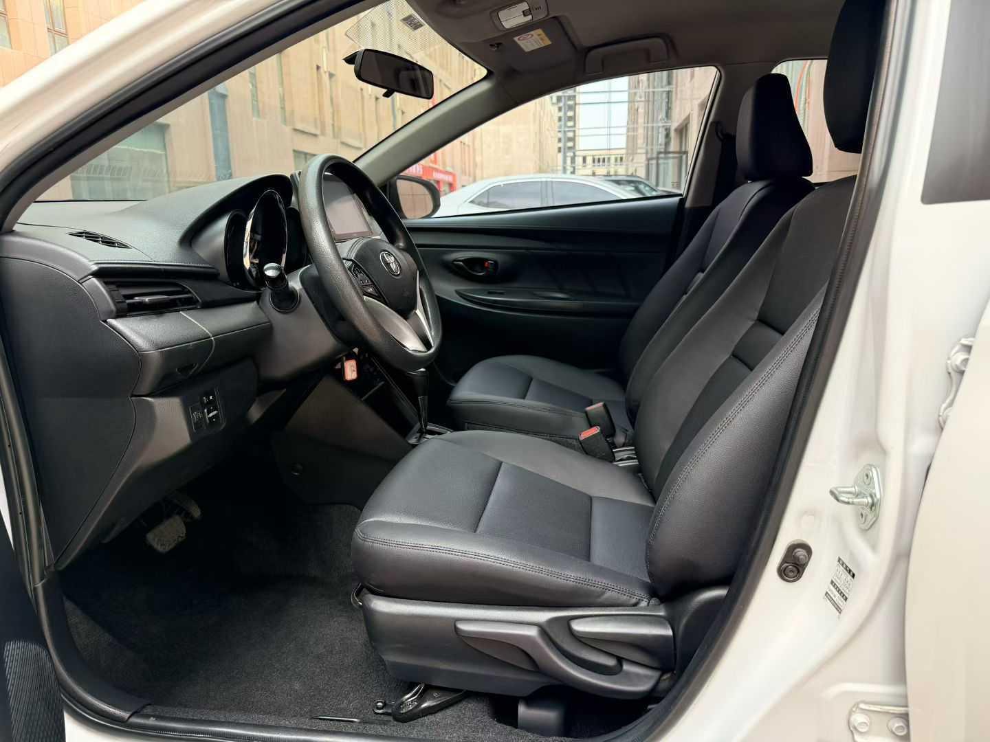 Toyota Vios 2022 thumb 6