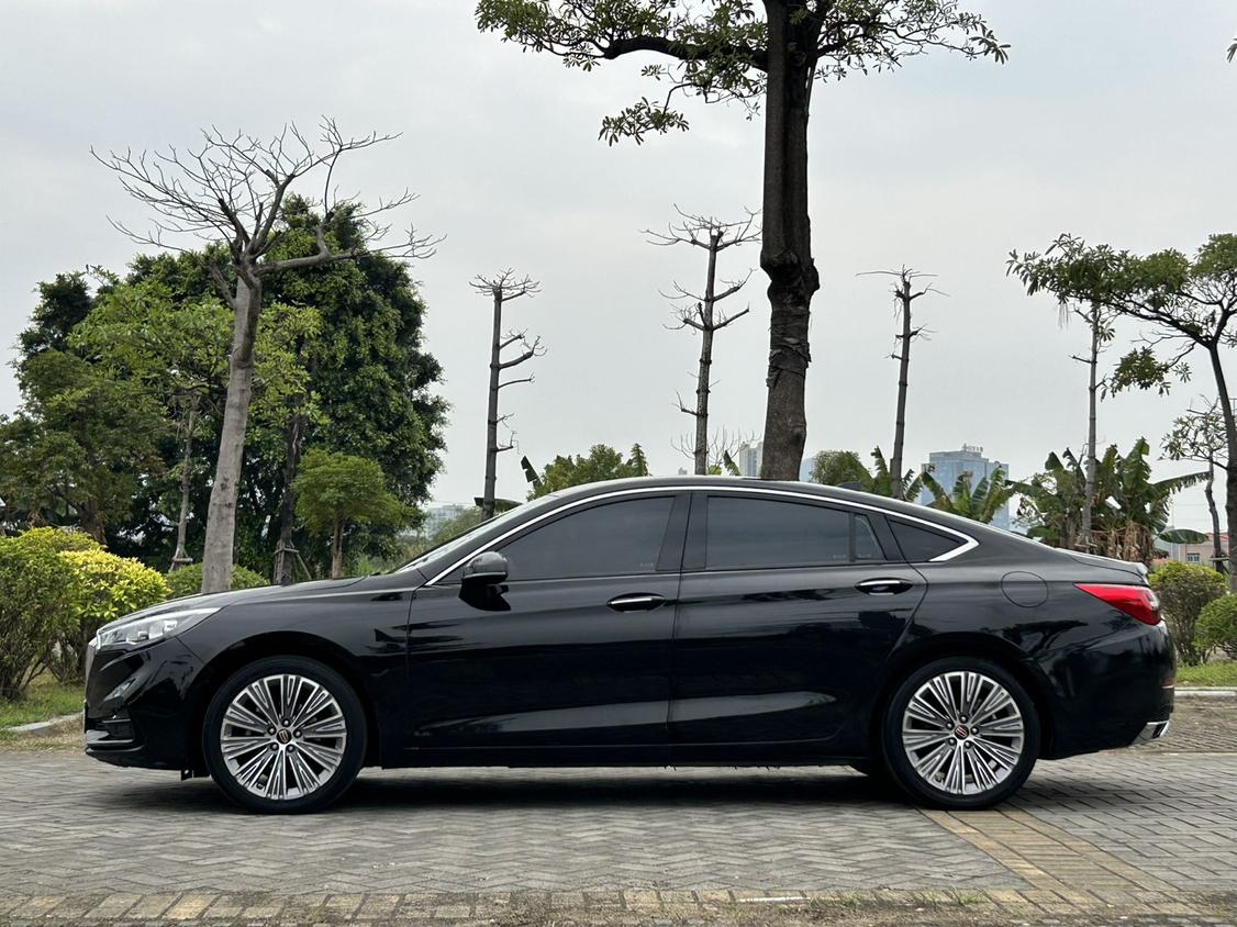 Hongqi H5 2022 thumb 2
