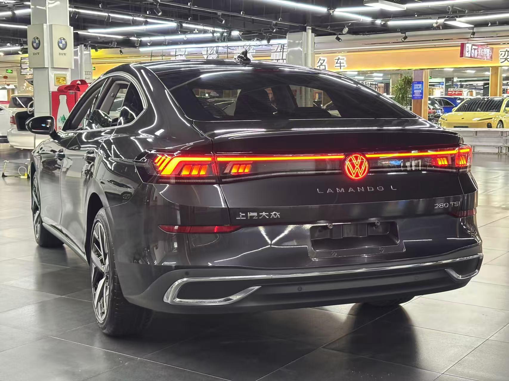 Volkswagen Lamando 2023 thumb 2