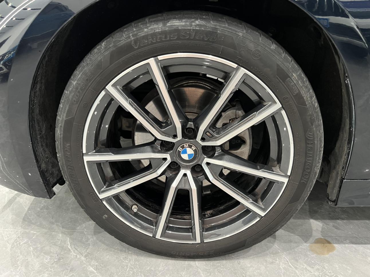 BMW 3 серии 2023 thumb 9