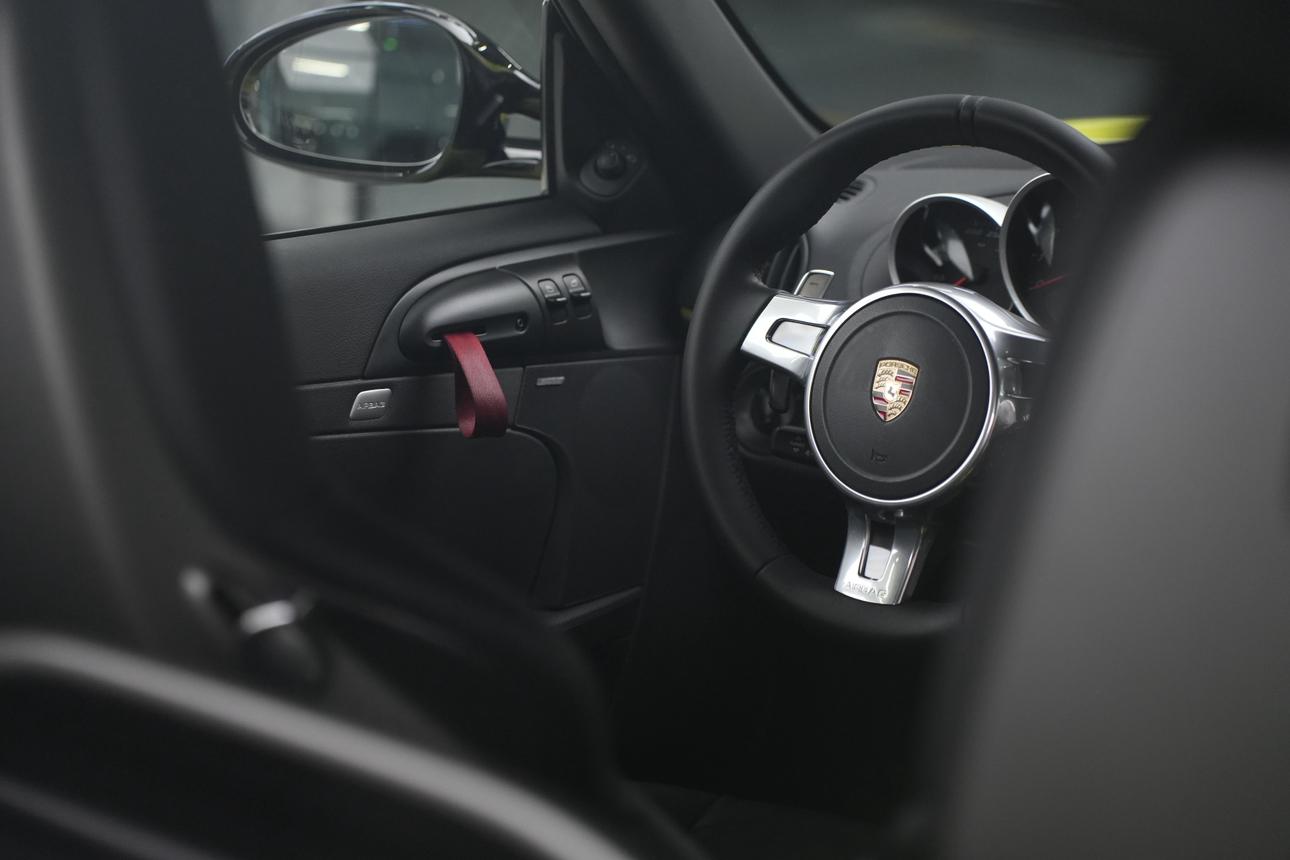 Porsche Cayman GT4 2012 thumb 12