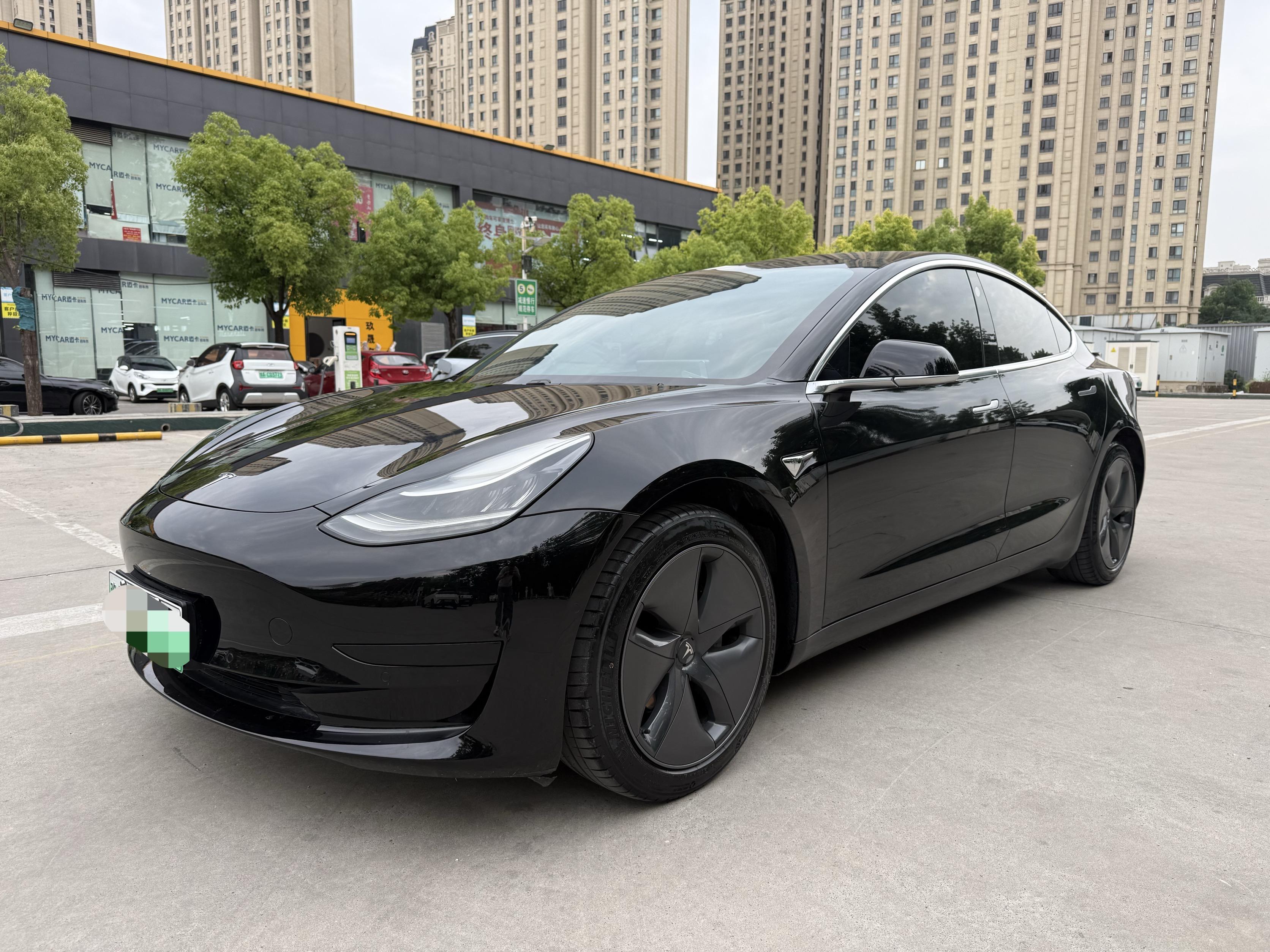 Tesla Model 3 2020 thumb 11