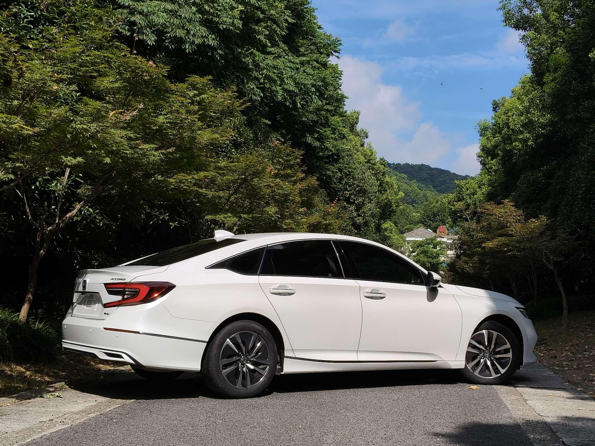 Honda Accord 2022 thumb 4