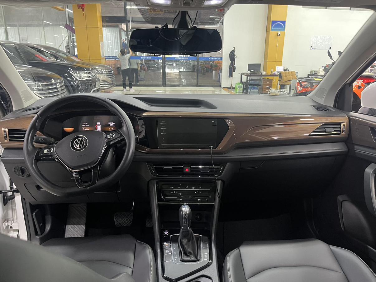 Volkswagen Tharu 2022 thumb 6