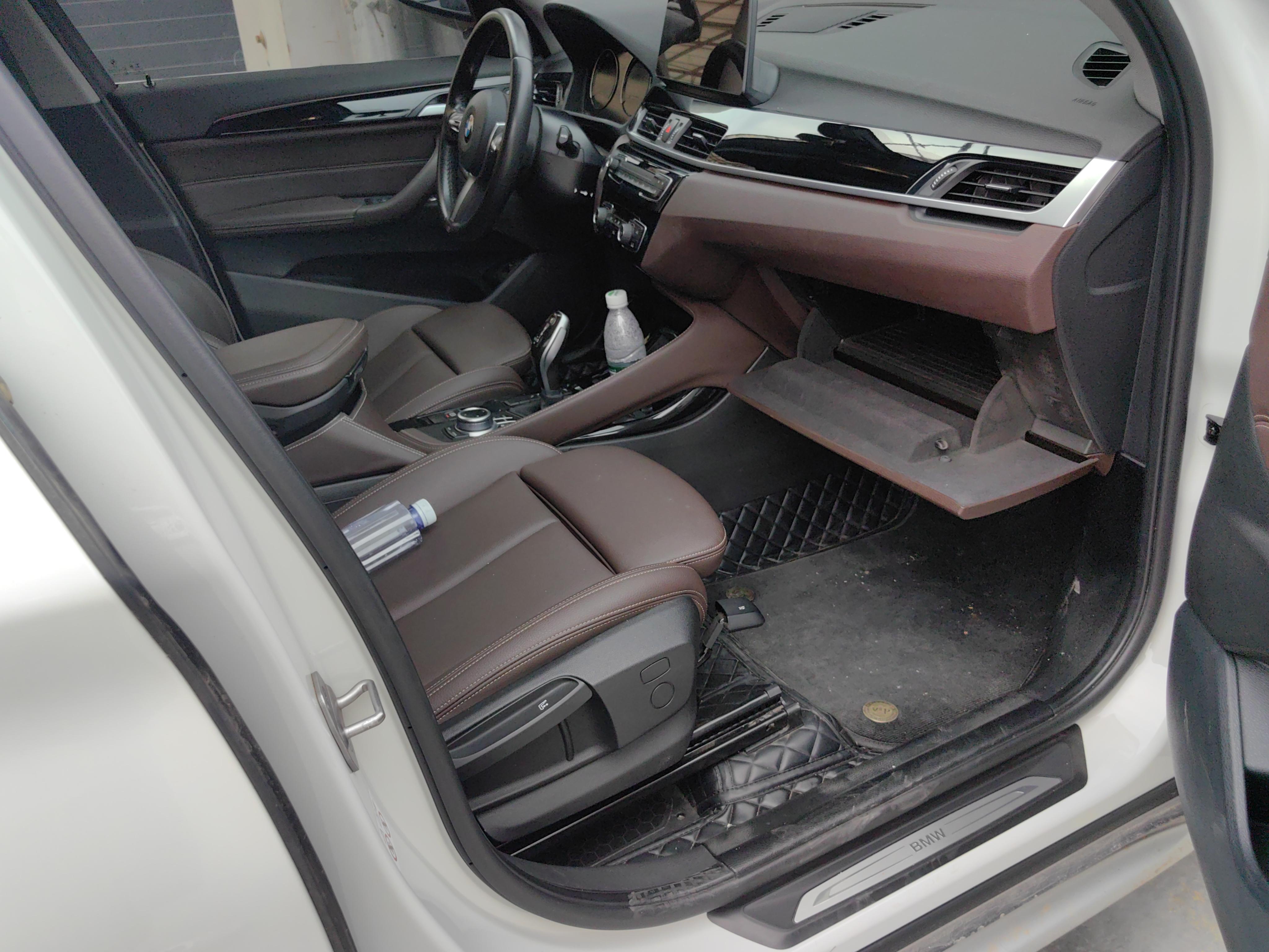 BMW X1 2021 thumb 2
