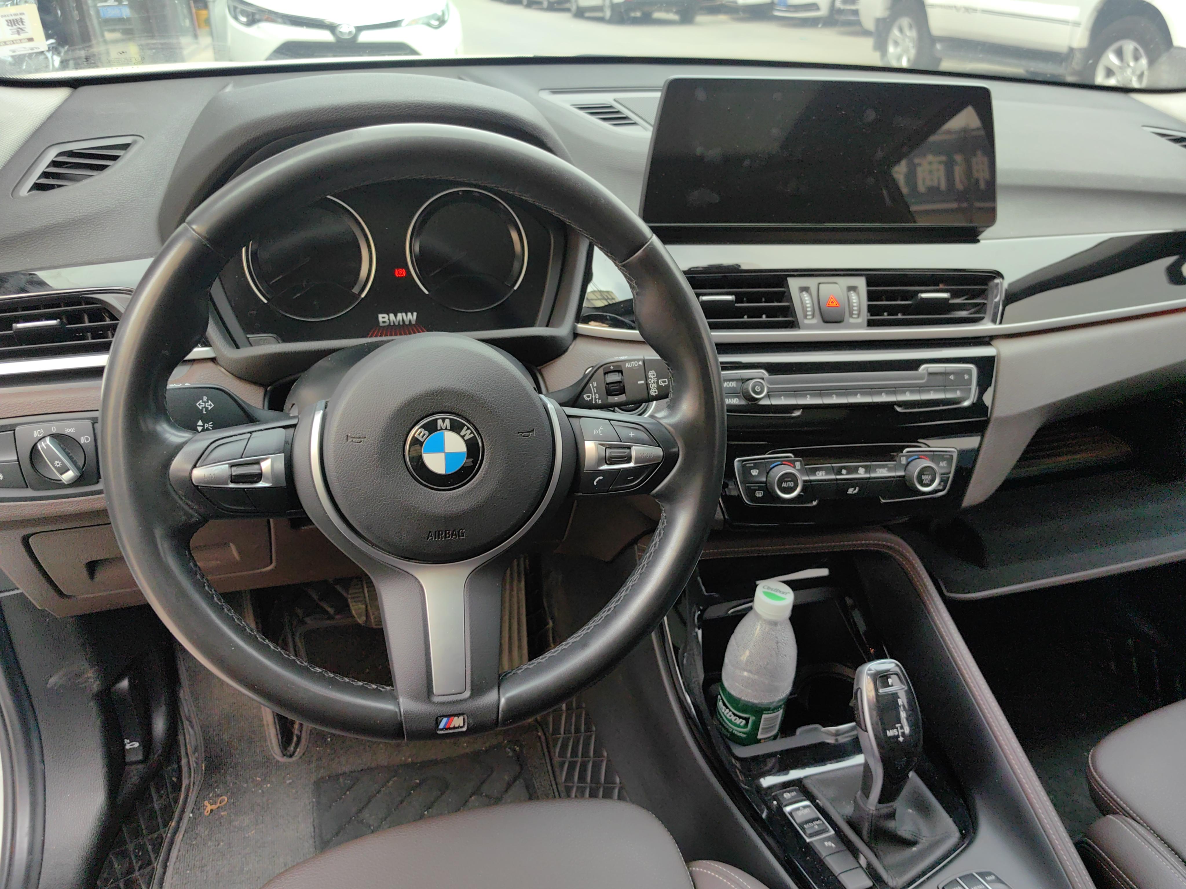 BMW X1 2021 thumb 6