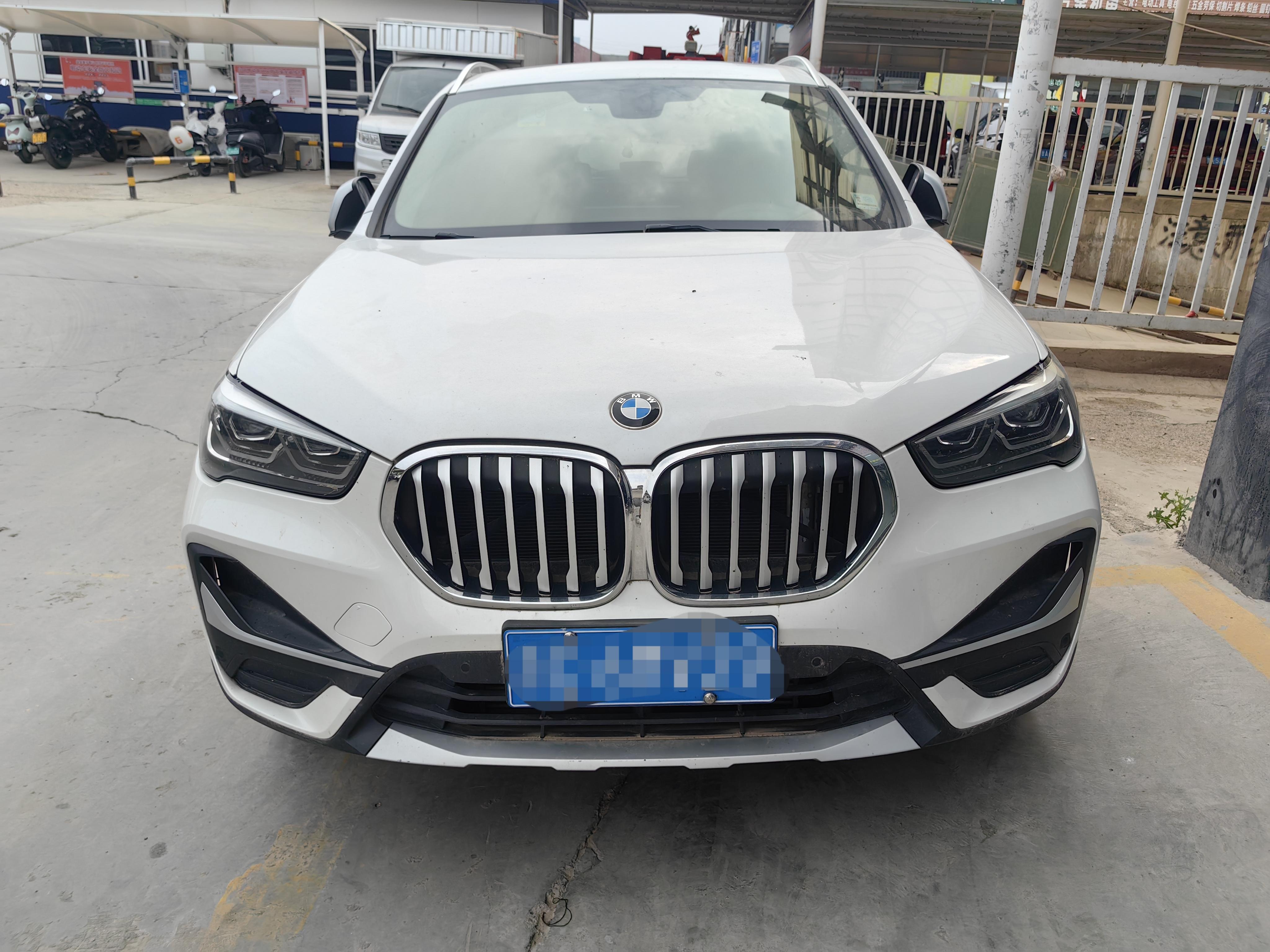 BMW X1 2021 thumb 11