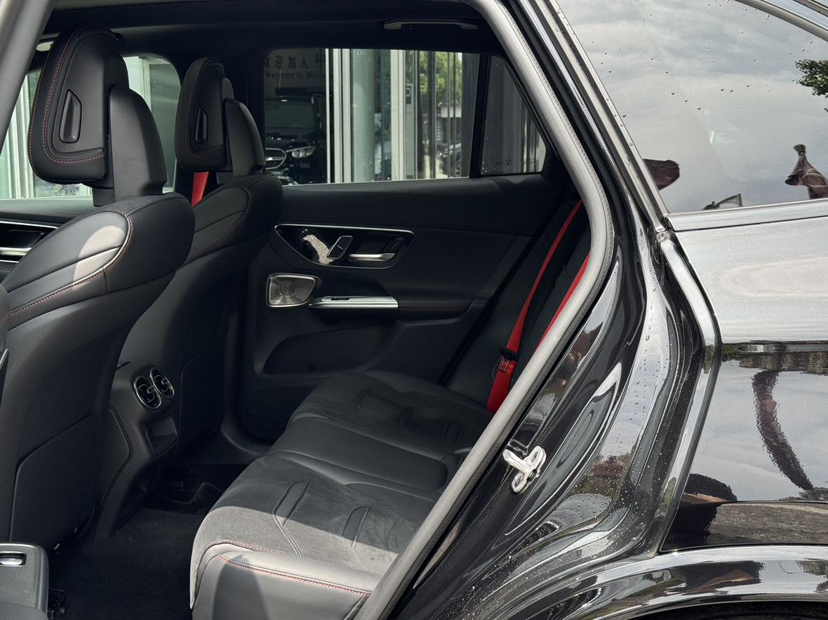 Mercedes-Benz GLC AMG 2025 thumb 7