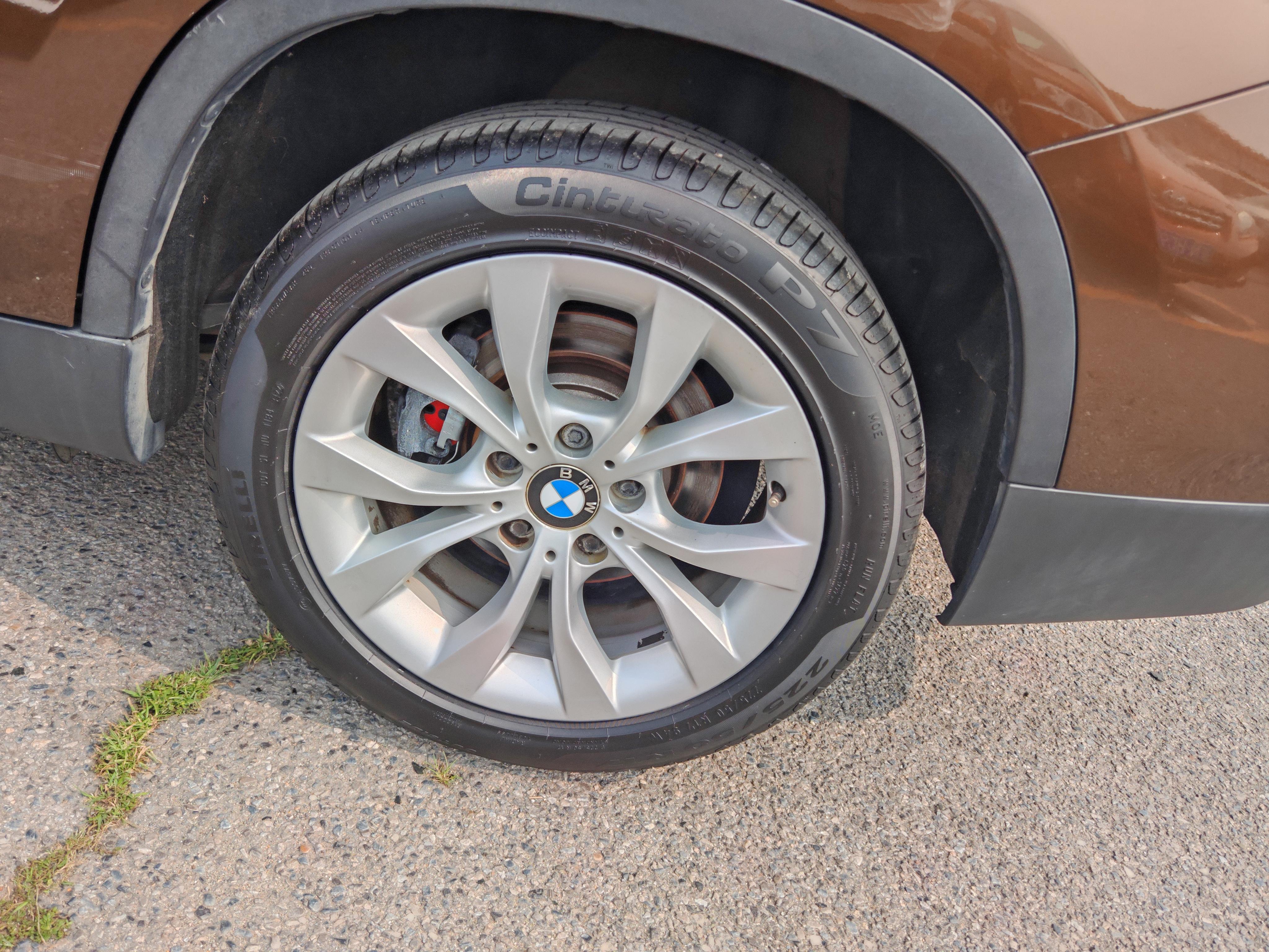 BMW X1 2014 thumb 6