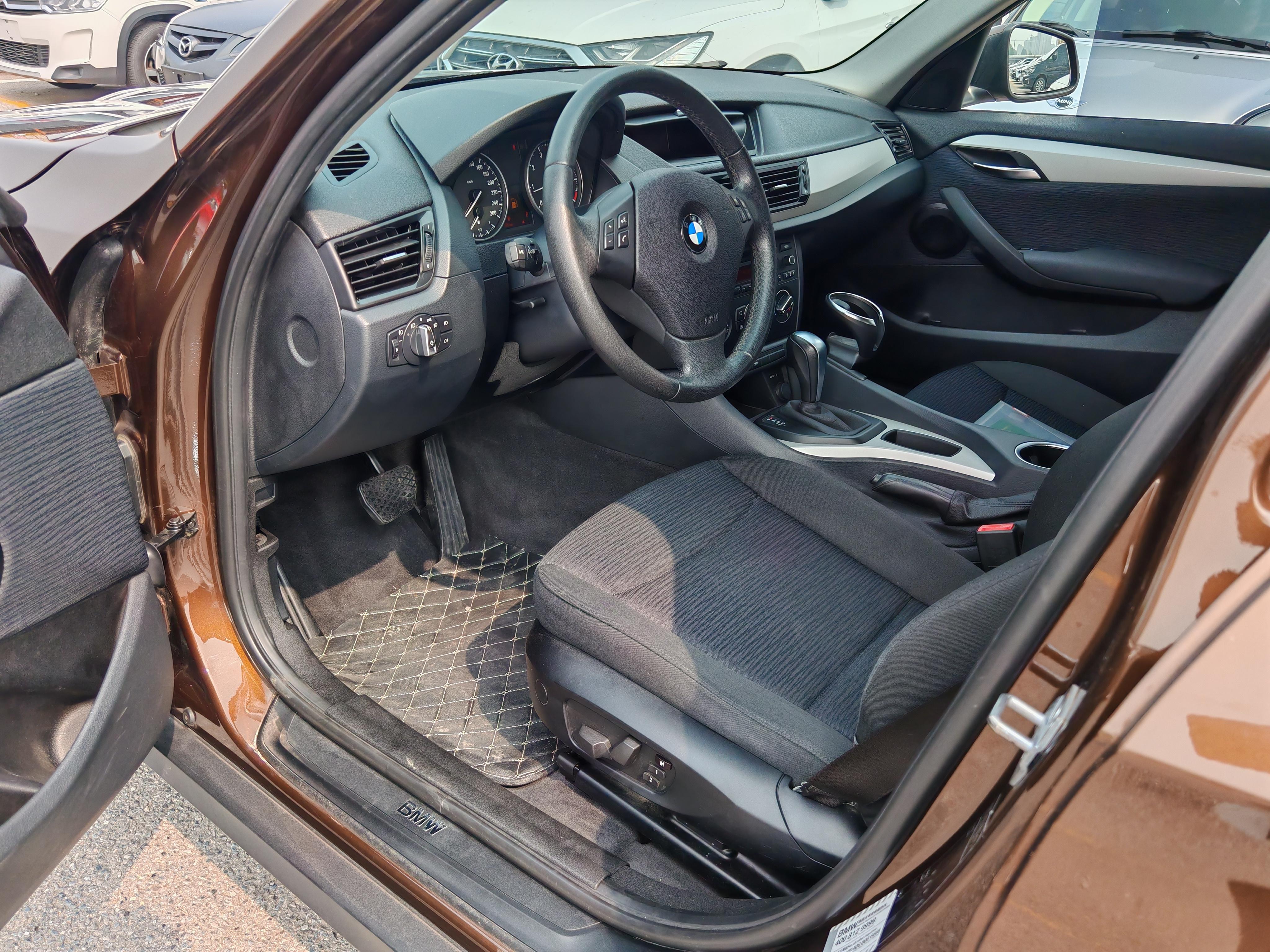 BMW X1 2014 thumb 11