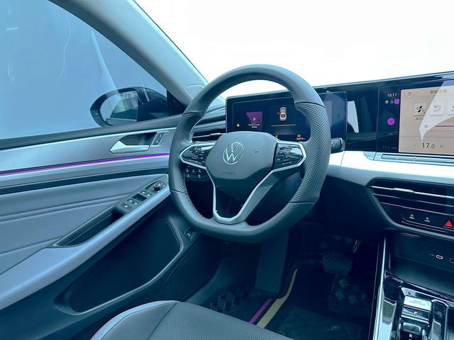 Volkswagen Lamando 2023 thumb 12