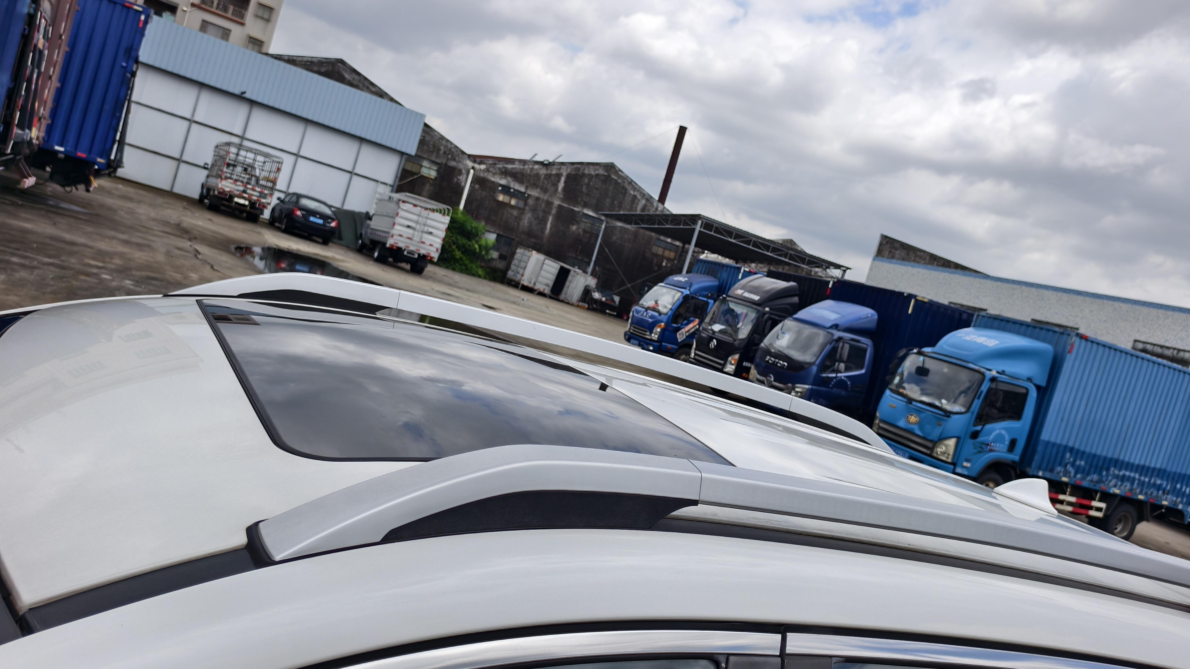 Dongfeng Aeolus AX7 2016 thumb 10