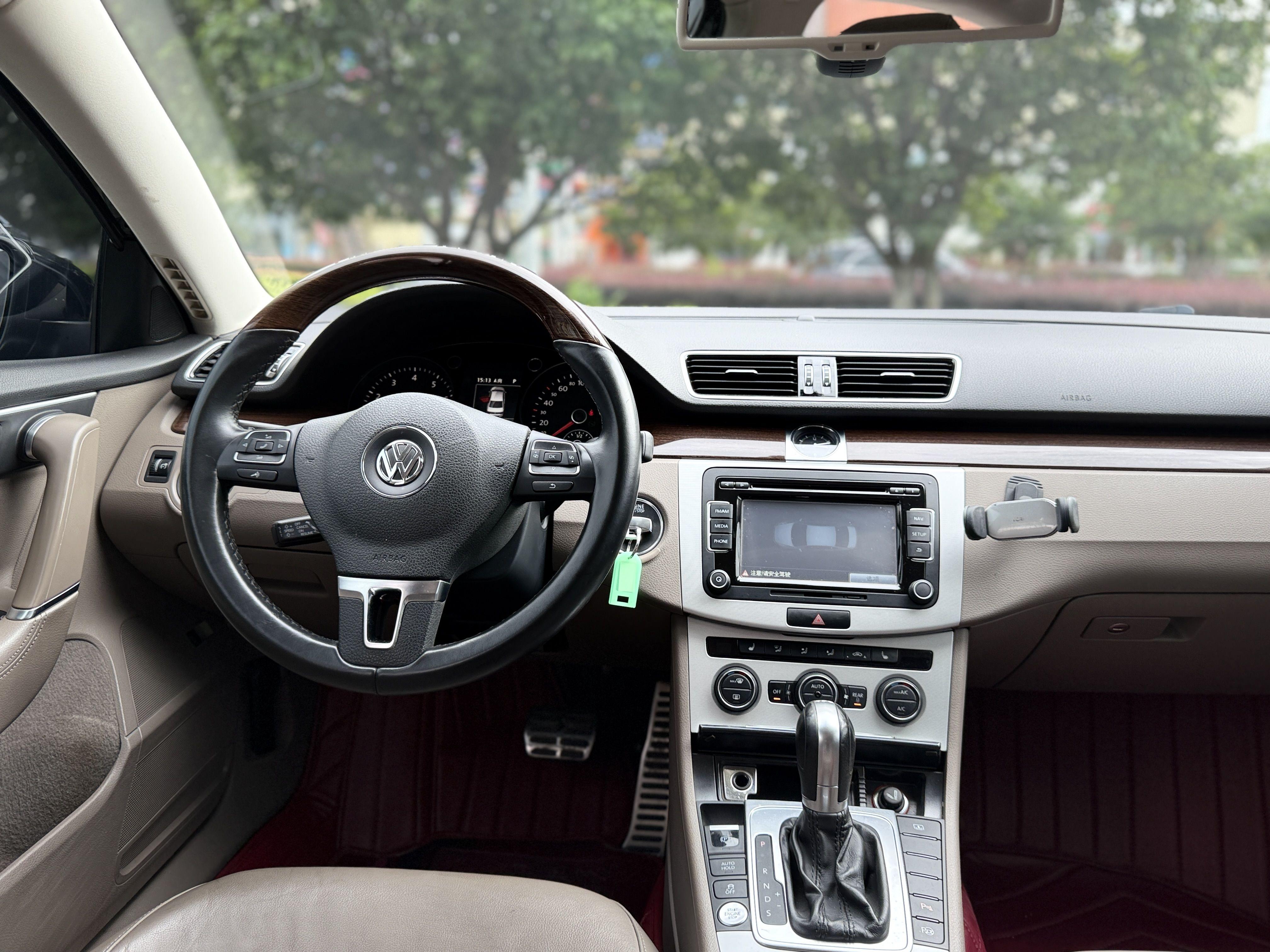 Volkswagen Magotan 2015 thumb 10