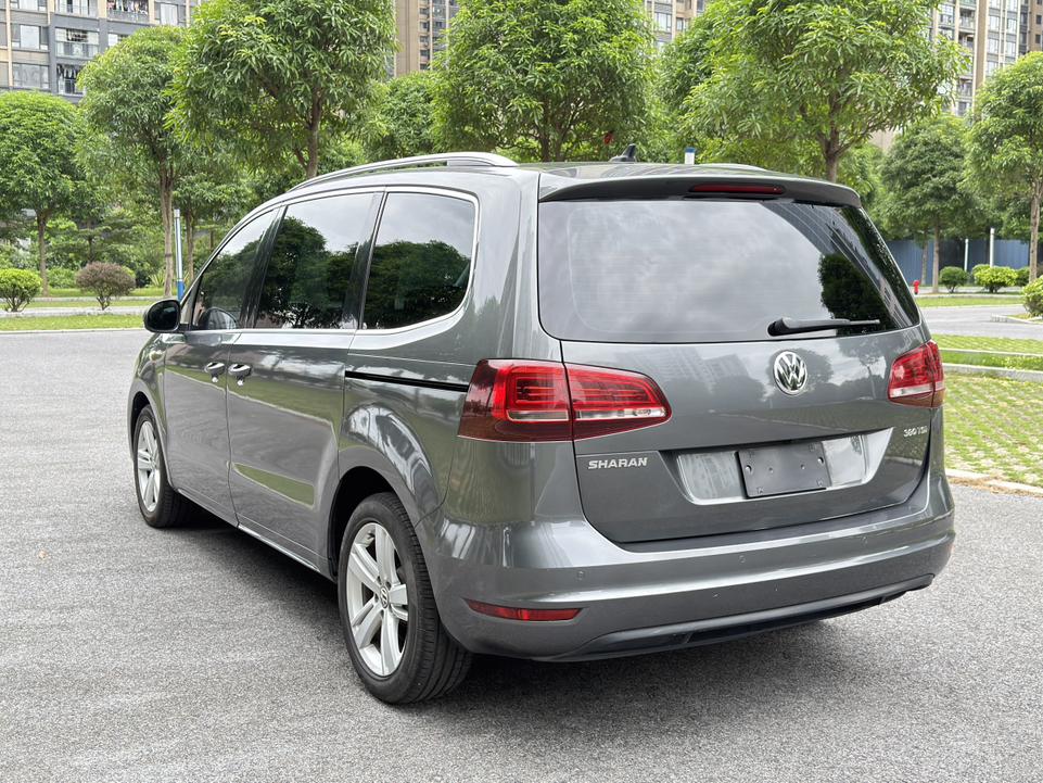 Volkswagen Jetta 2018 thumb 2
