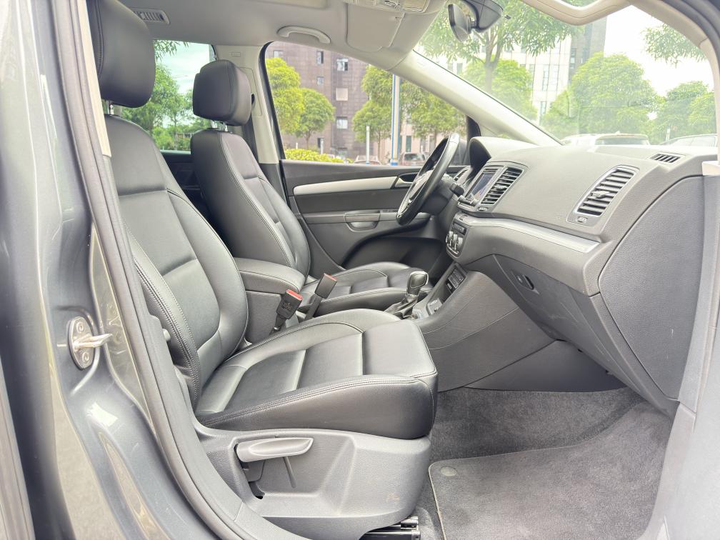 Volkswagen Jetta 2018 thumb 11