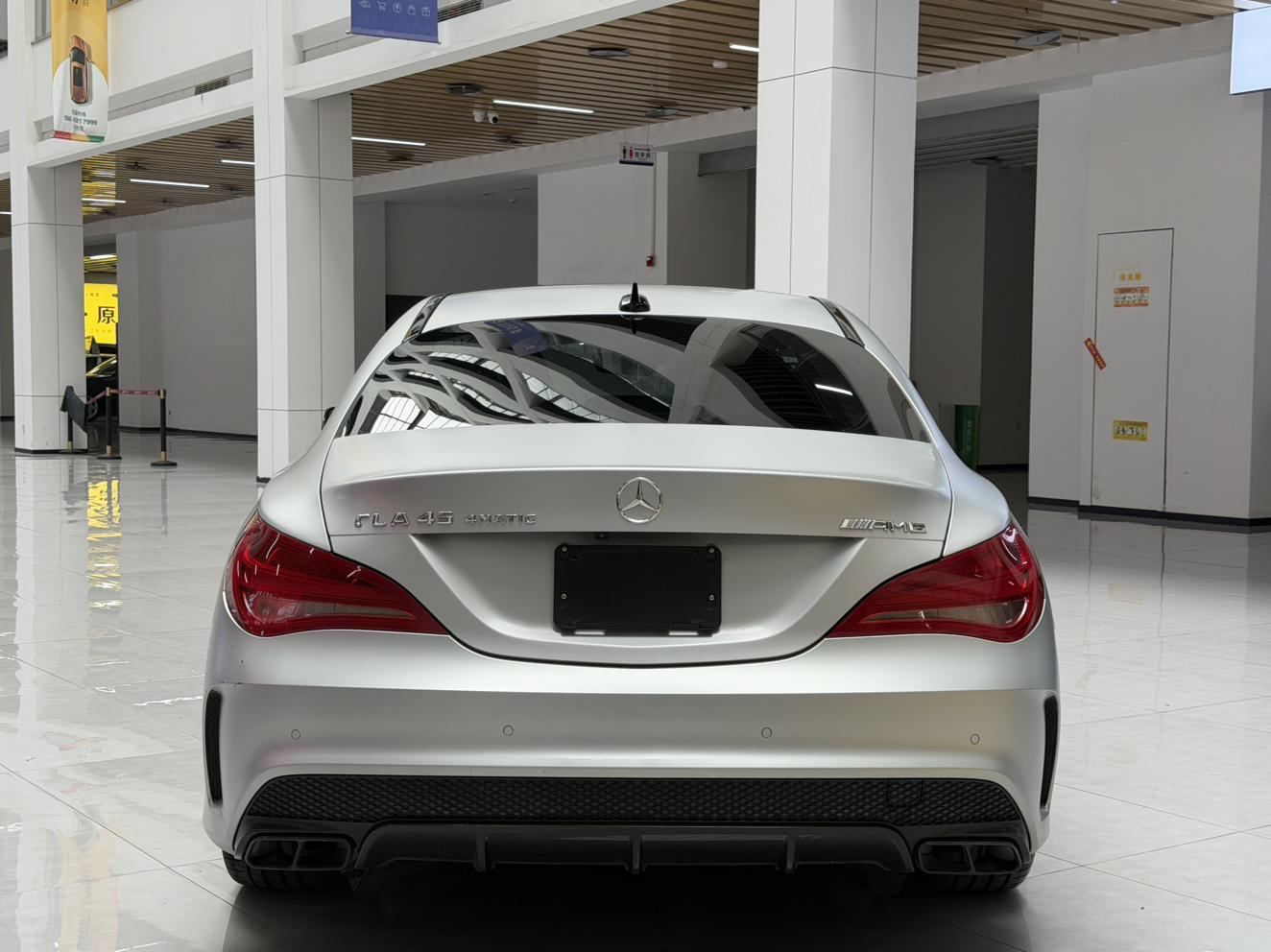 Mercedes-Benz CLA AMG 2016 thumb 4
