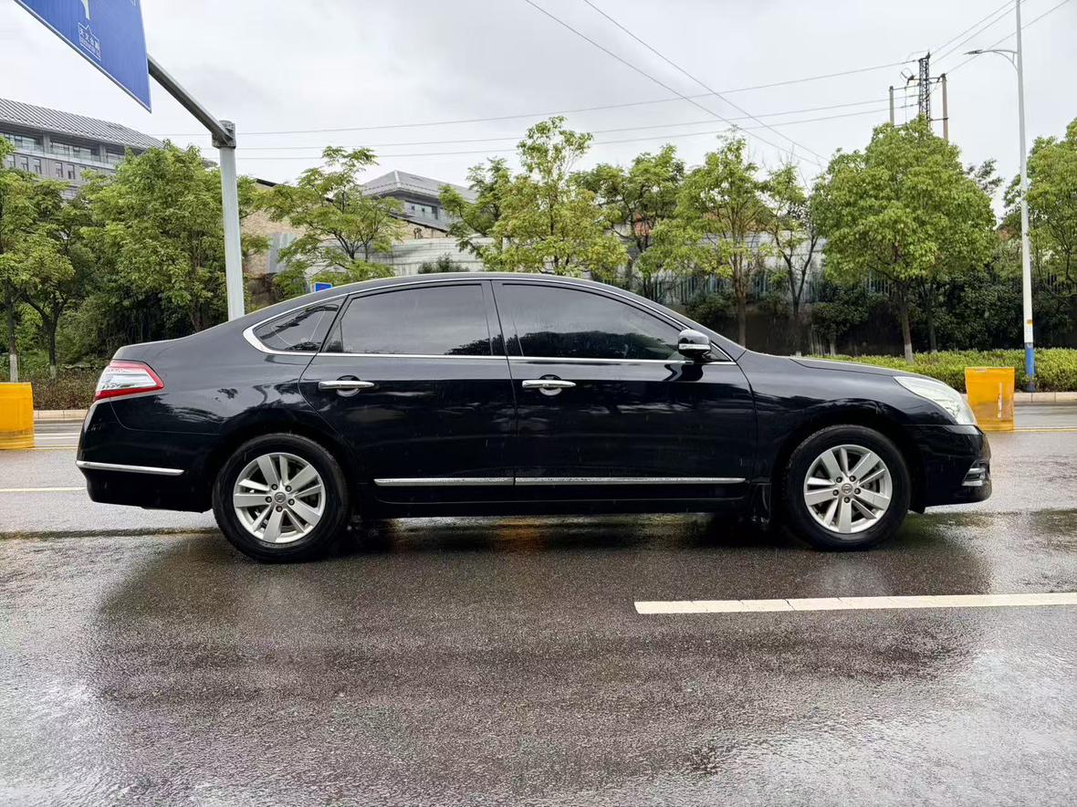 Nissan Altima 2011 thumb 5