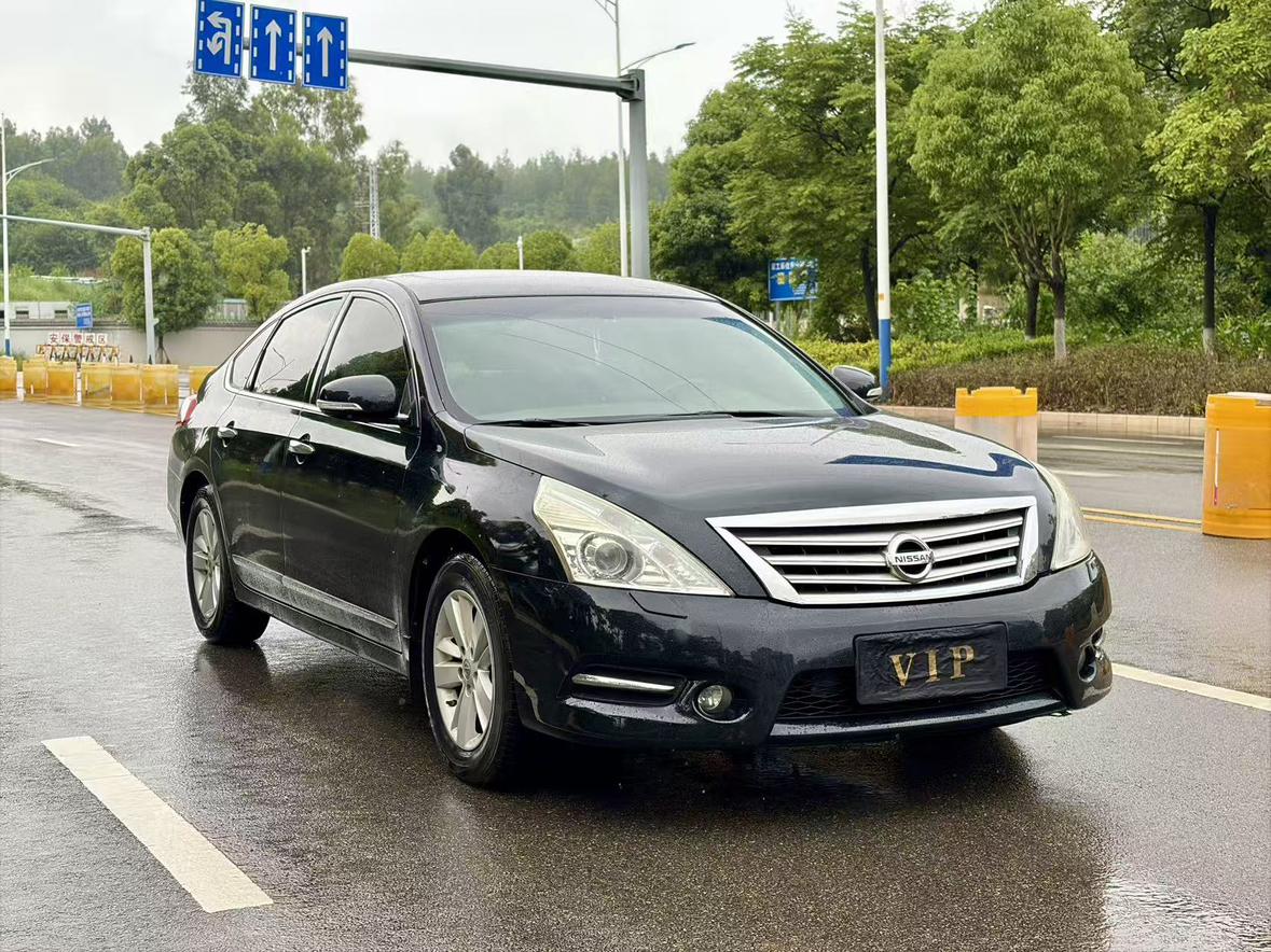 Nissan Altima 2011 thumb 10