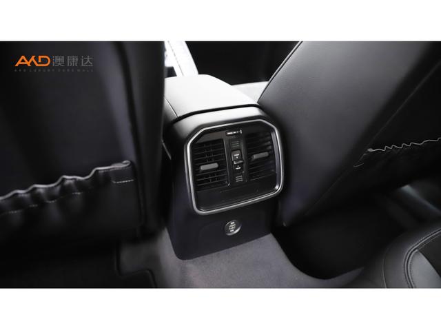 Porsche Macan 2018 thumb 4