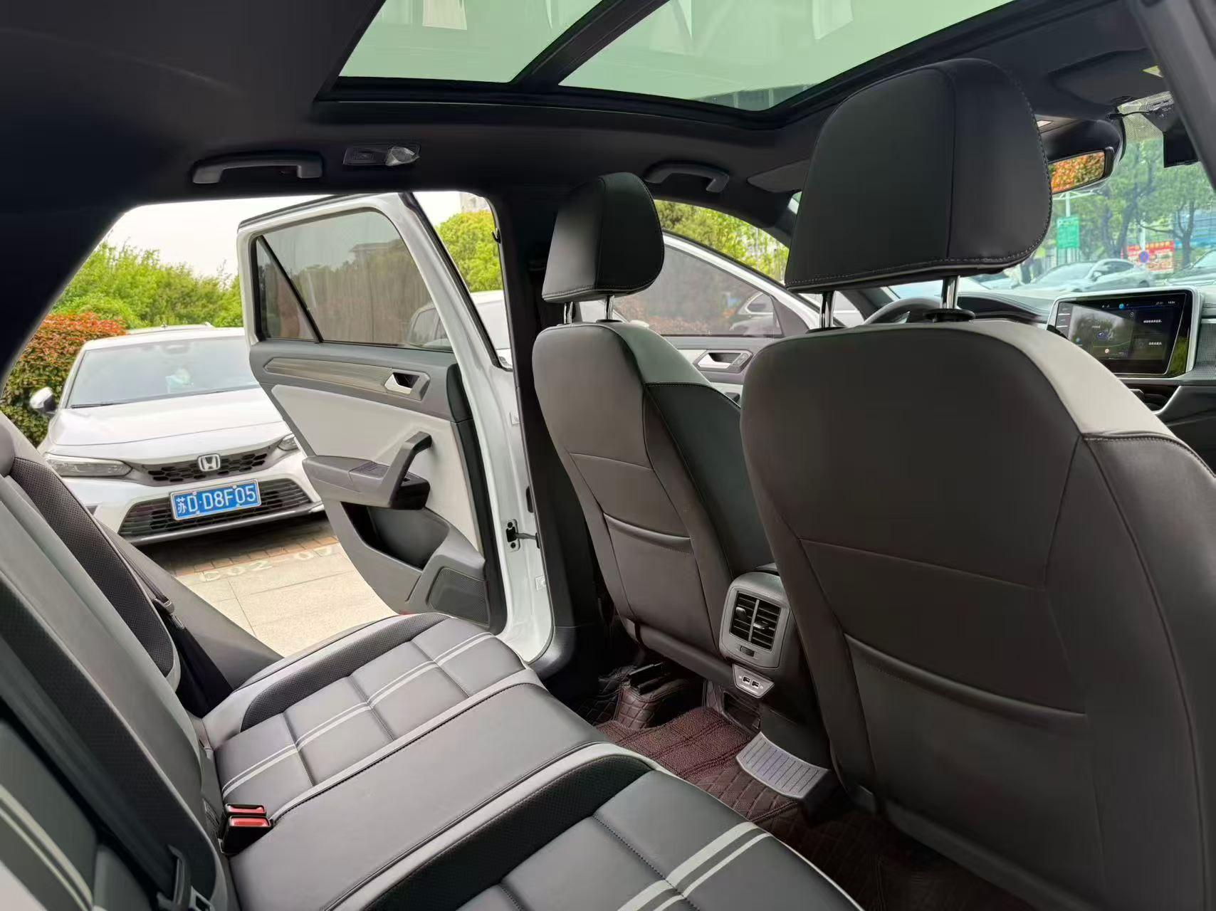 Volkswagen T-Roc 2025 thumb 7