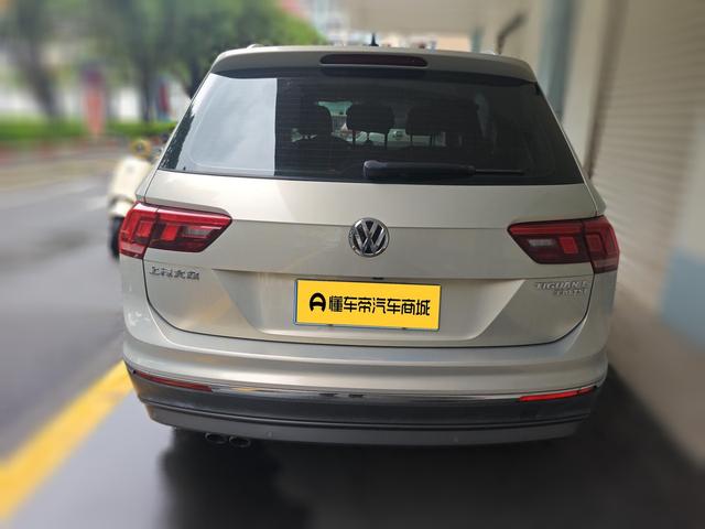 Volkswagen Tiguan 2019 thumb 3