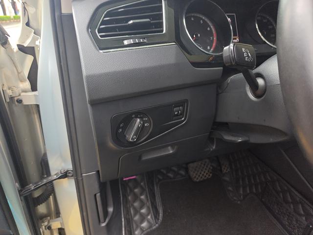 Volkswagen Tiguan 2019 thumb 11