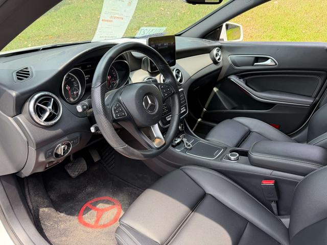 Mercedes-Benz CLA 2018 thumb 4