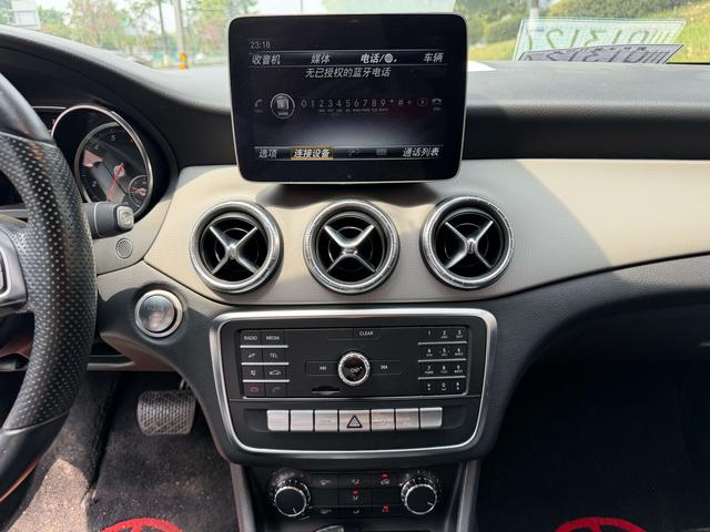 Mercedes-Benz CLA 2018 thumb 5