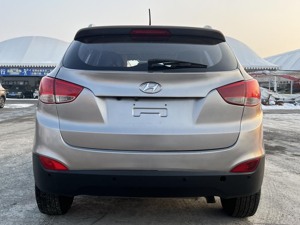 Hyundai ix35 2013 thumb 3