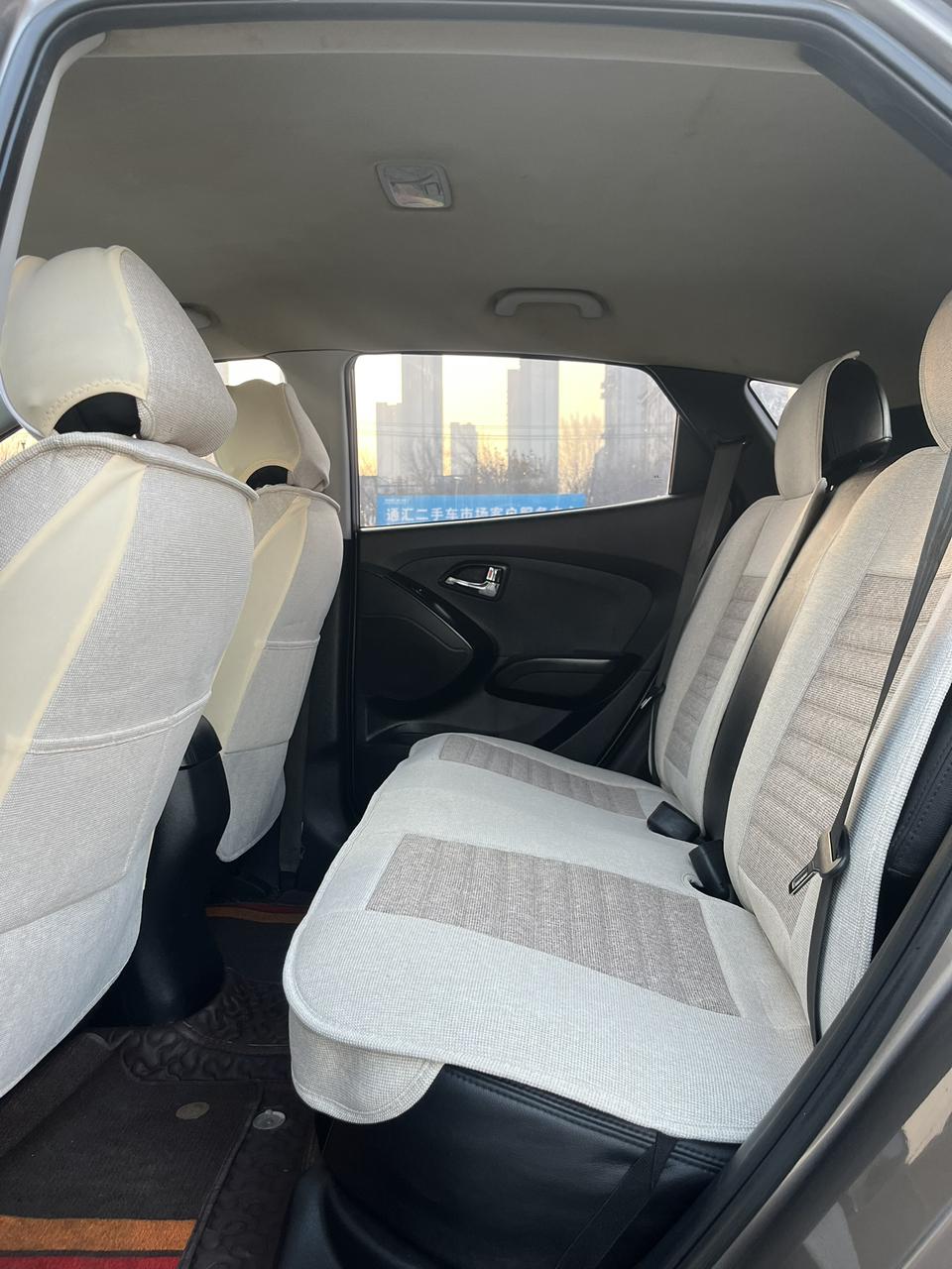 Hyundai ix35 2013 thumb 8