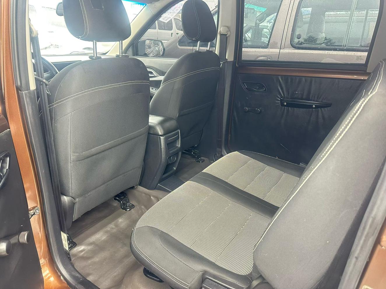 Wuling Hong Guang 2021 thumb 6