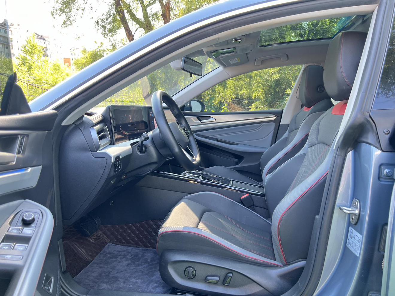 Volkswagen Lamando 2022 thumb 6