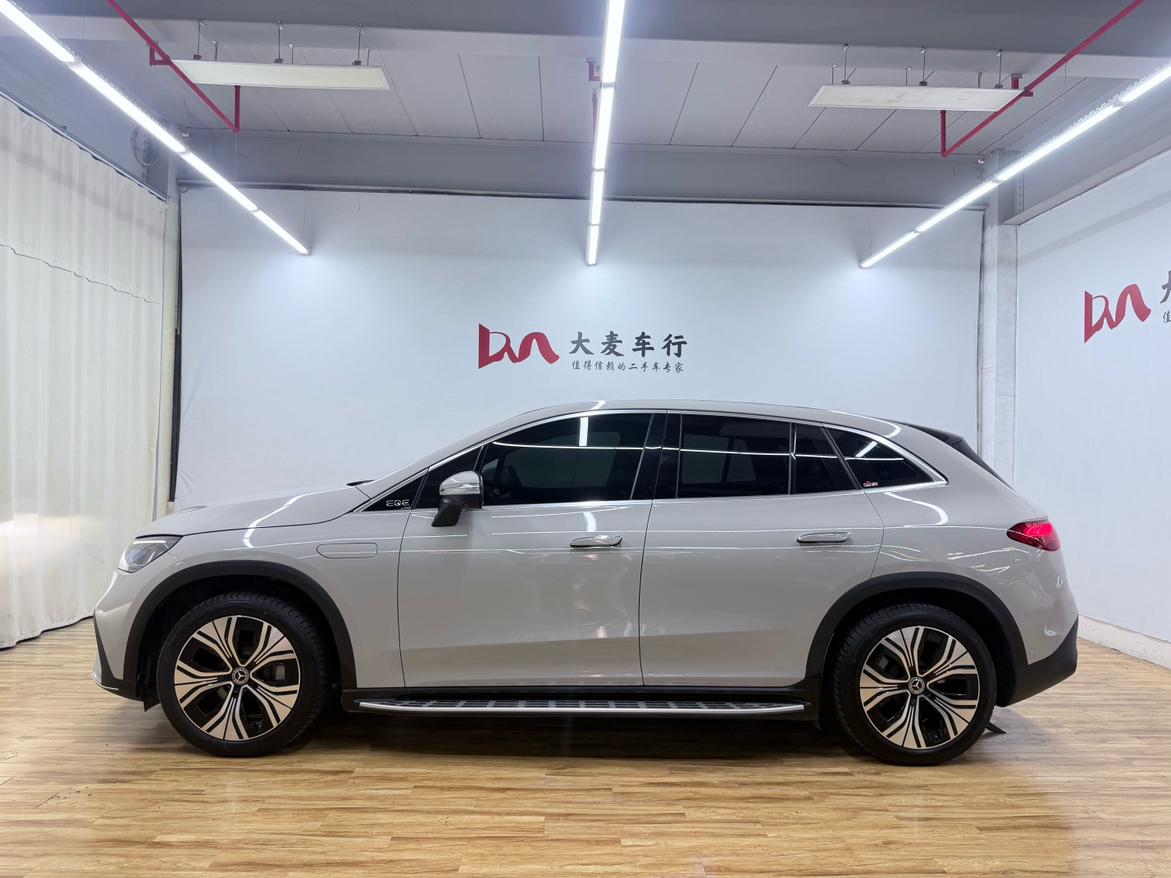 Mercedes-Benz EQE SUV 2023 thumb 2