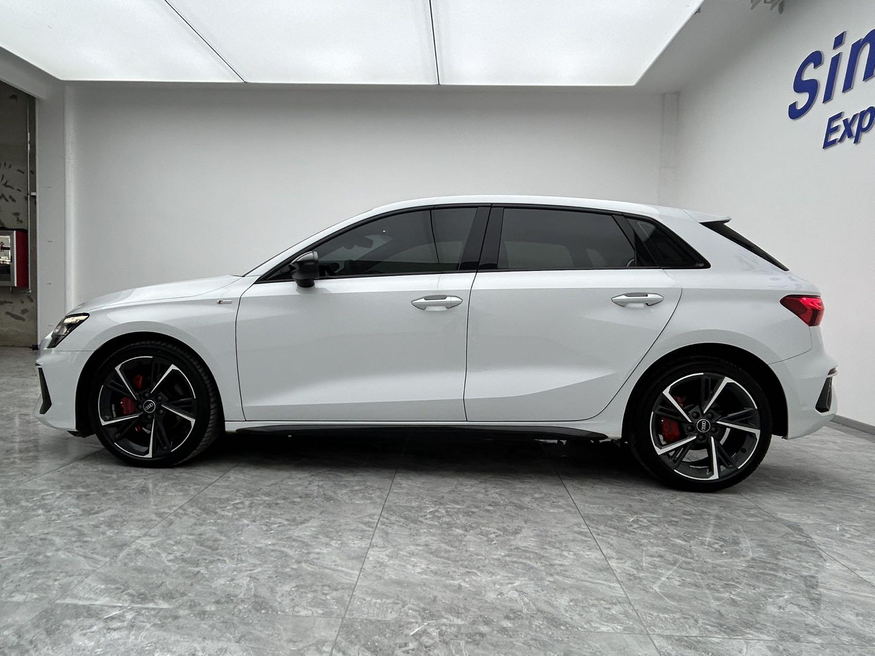 Audi A3 2023 thumb 2