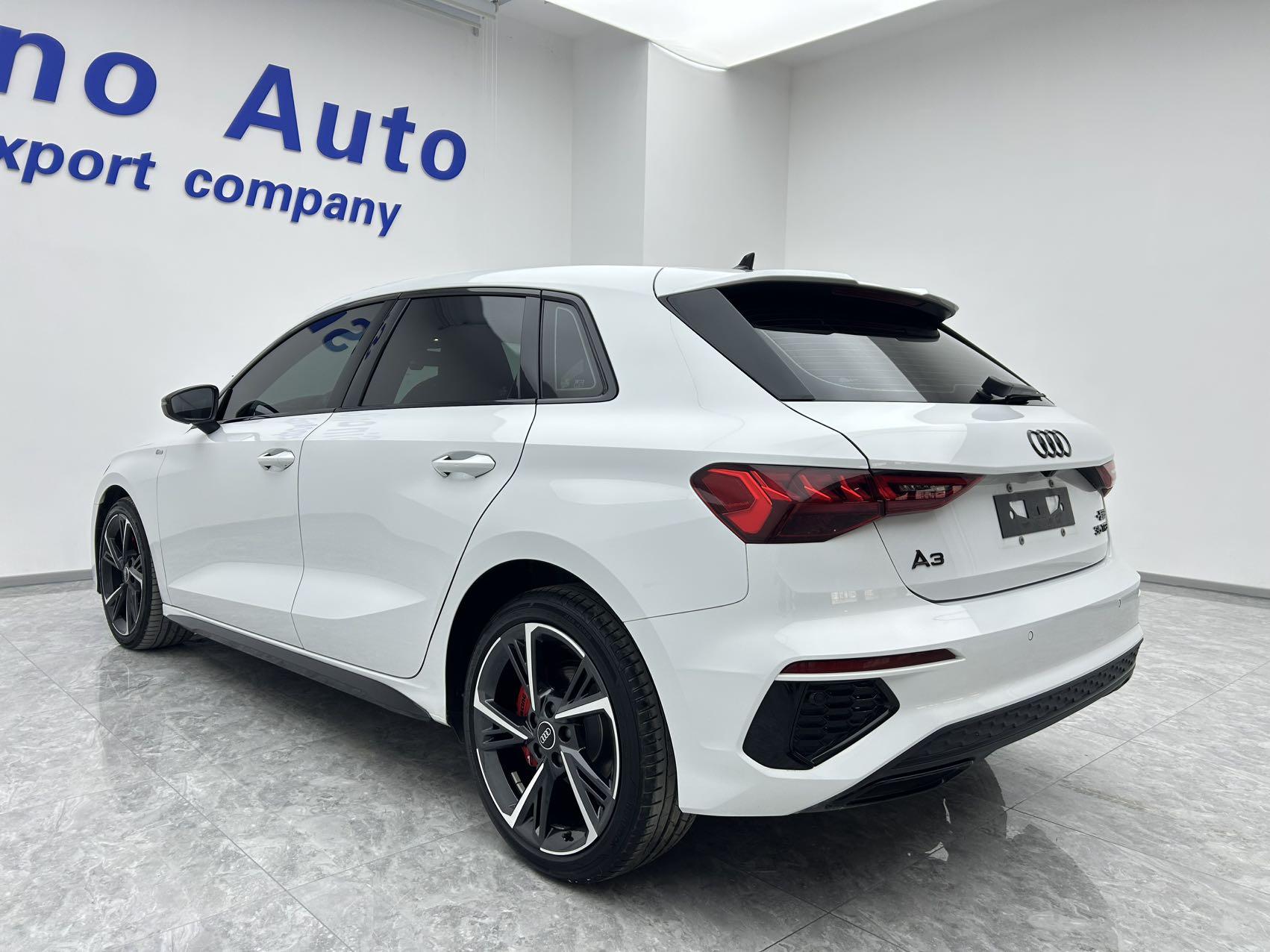 Audi A3 2023 thumb 3