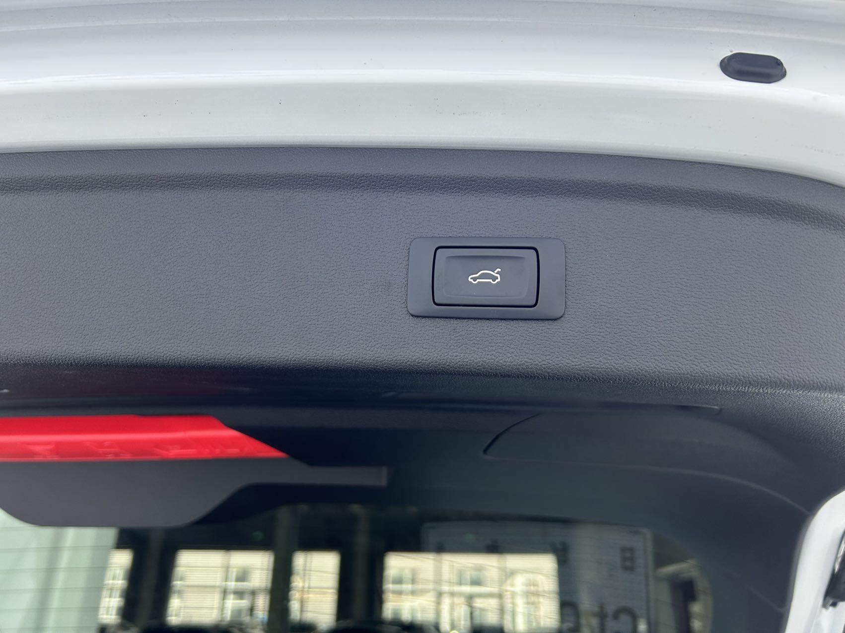 Audi A3 2023 thumb 10