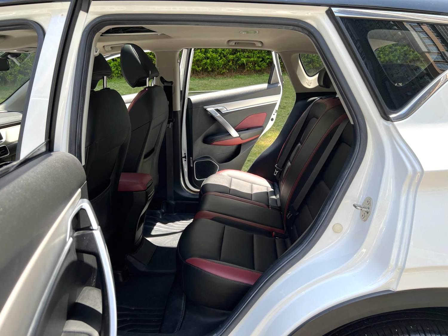 Geely Binyue 2021 thumb 9